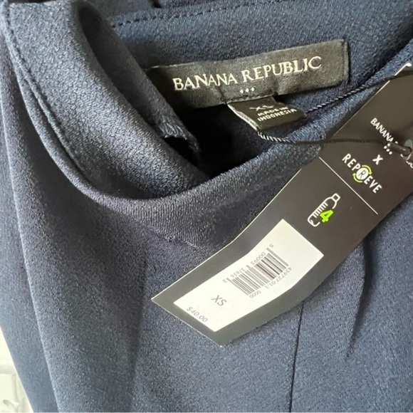 Banana Republic Factory Twist-Front Camisole, Preppy Navy, Size XS - Picture 10 of 10